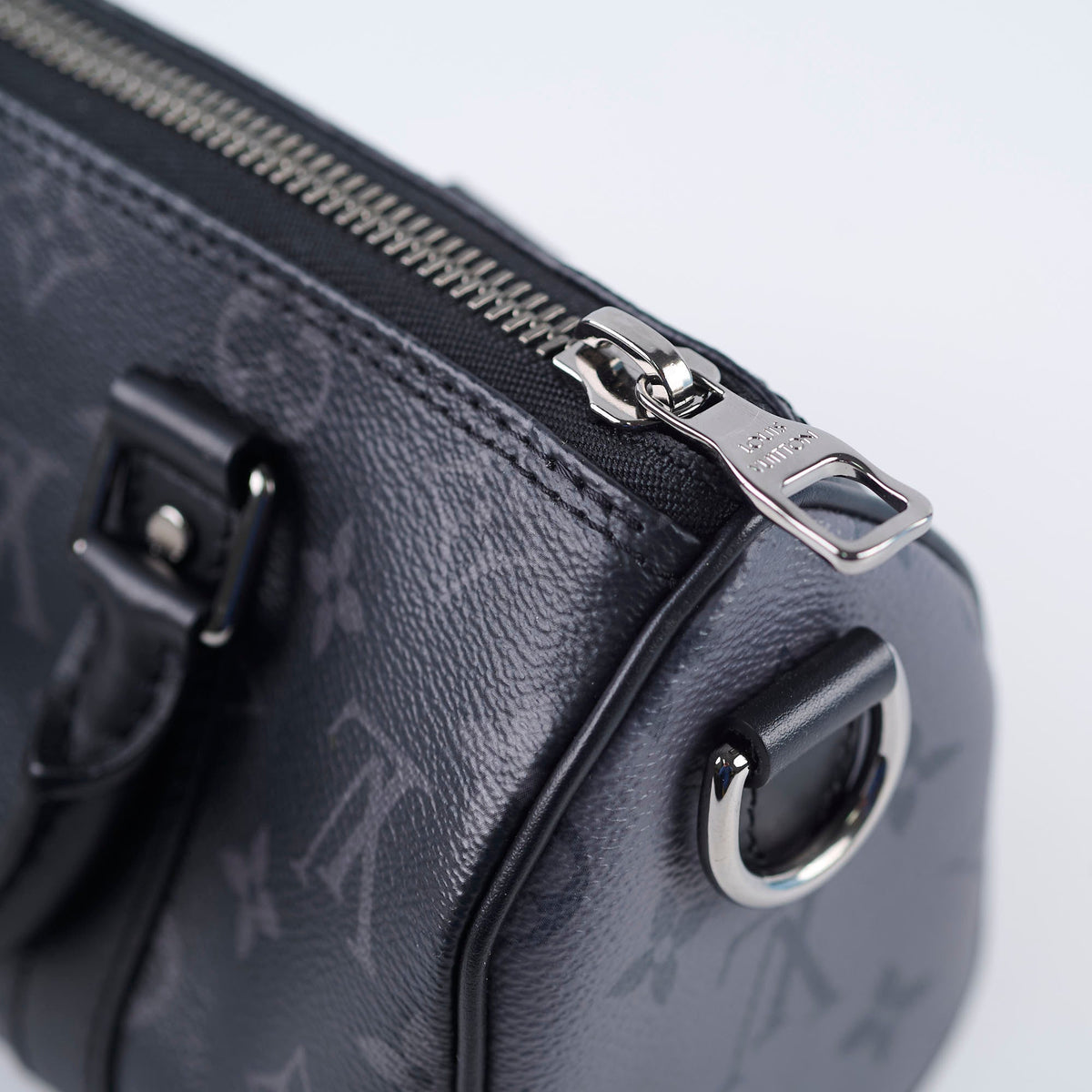 Louis Vuitton Keepall XS Monogram Eclipse Microchip - photo 3