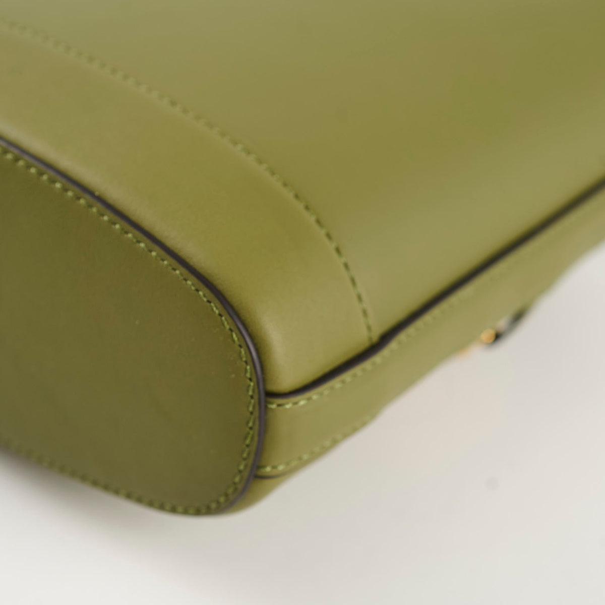 Gucci 73 Green Bucket Mini Bag - photo 12
