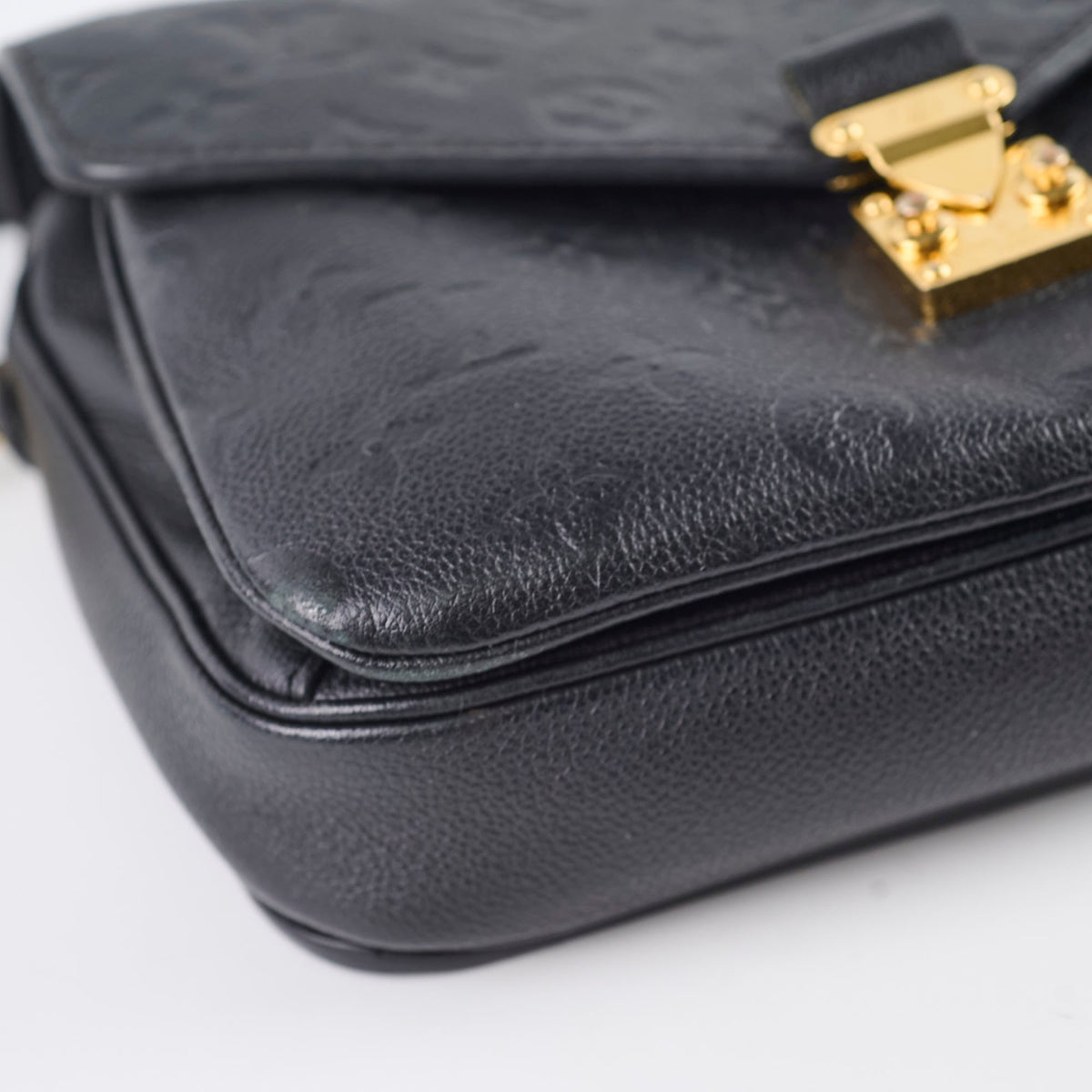 Louis Vuitton Pochette Metis Monogram Empreinte Black - photo 9