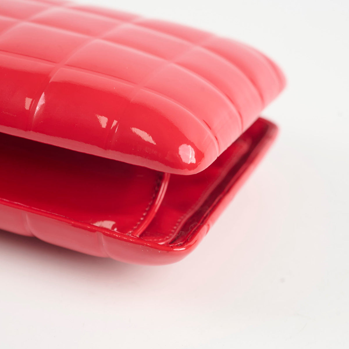 Chanel Red Patent Chocolate Bar Clutch - photo 13