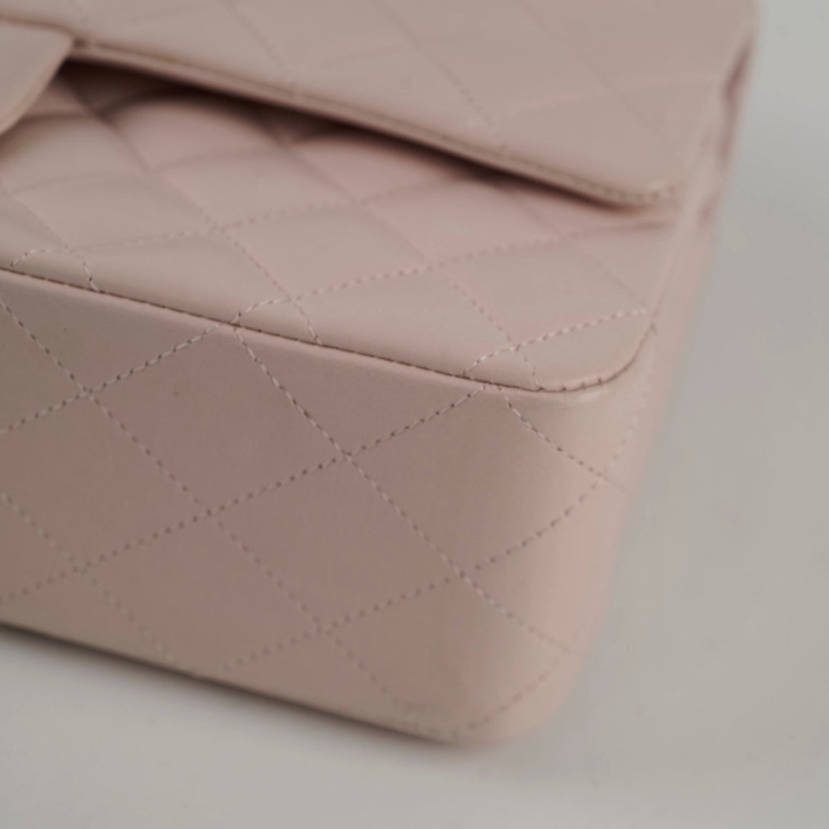 Chanel Medium Classic Flap Light Pink Lambskin - photo 14