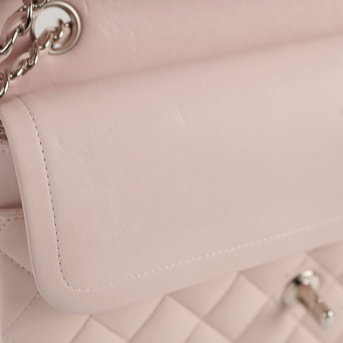 Chanel Medium Classic Flap Light Pink Lambskin - photo 7