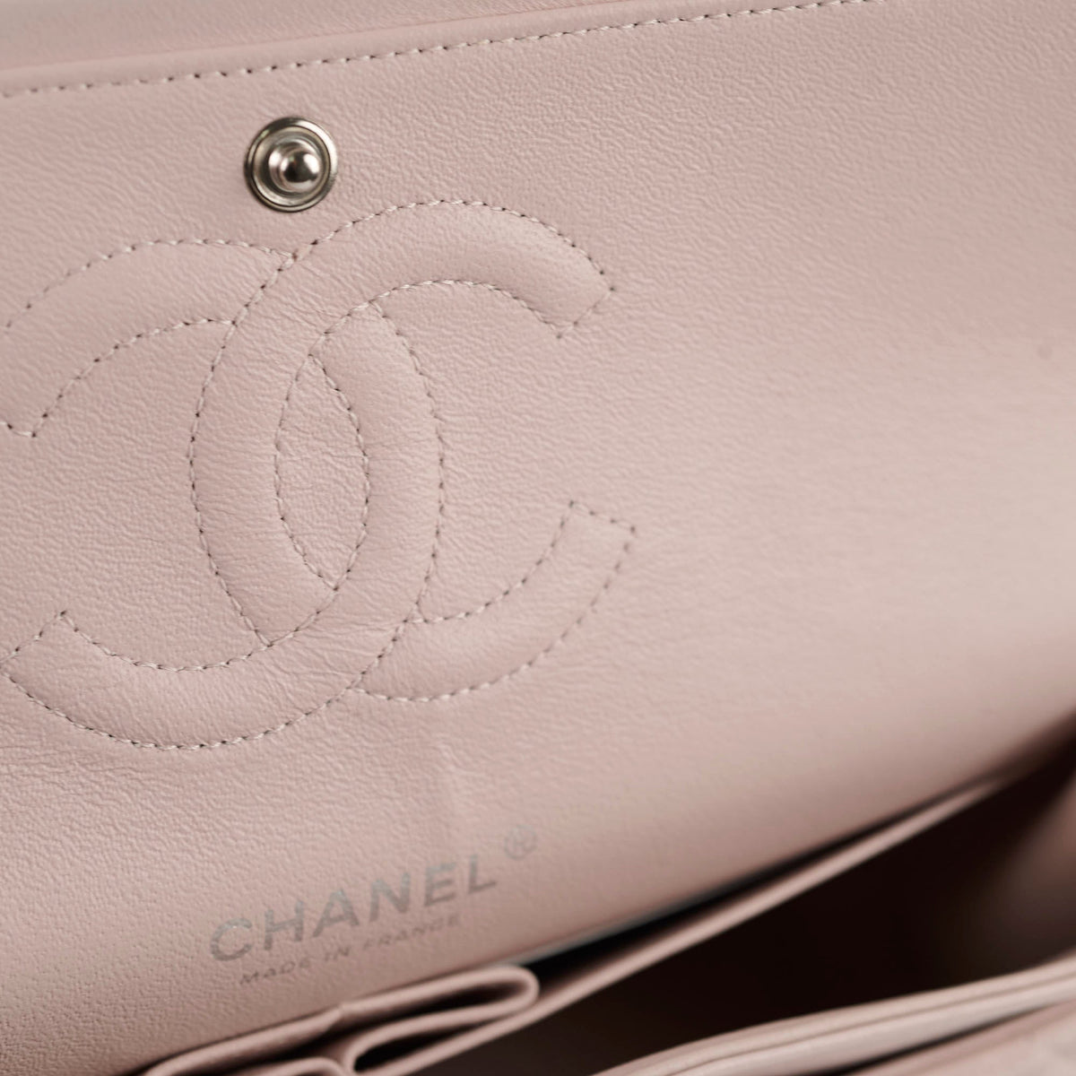 Chanel Medium Classic Flap Light Pink Lambskin - photo 10