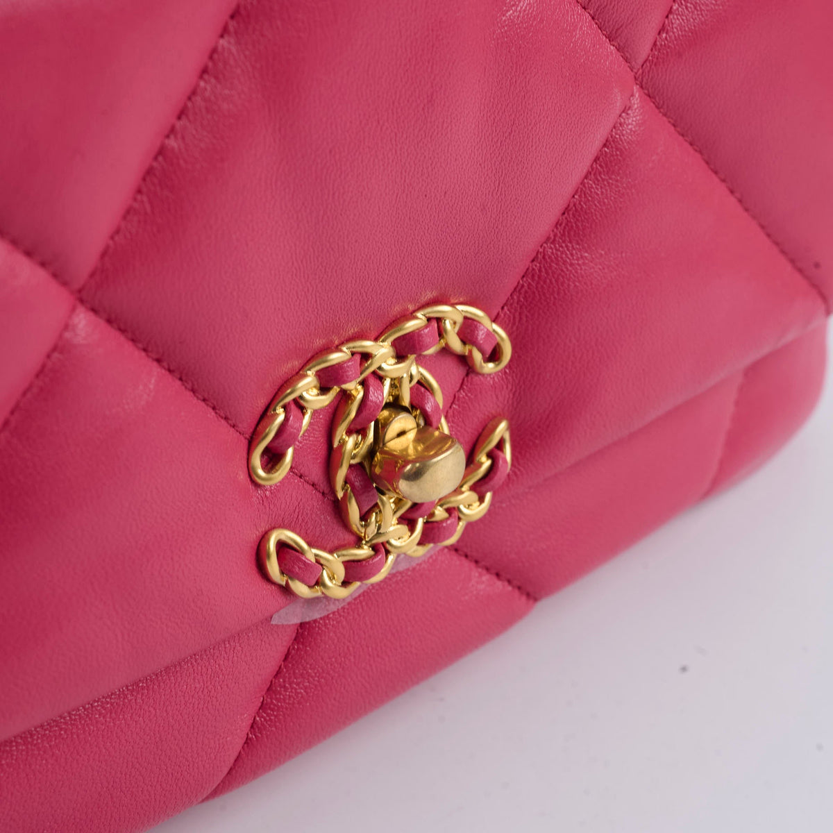 Chanel 19 Small Flap Lambskin Pink - photo 11