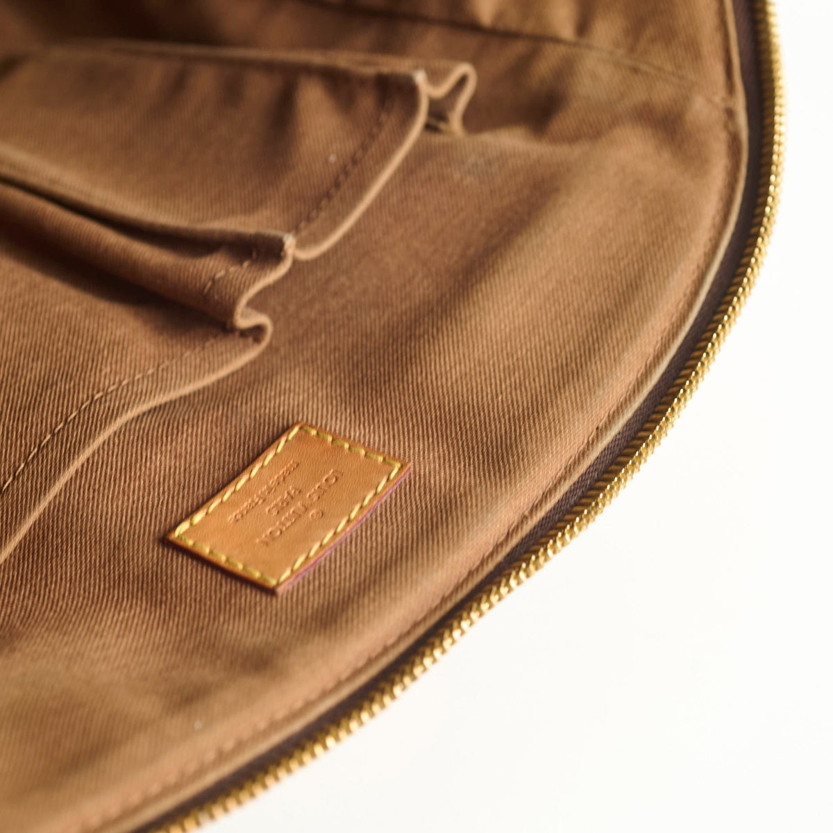Louis Vuitton Tivoli GM Monogram - photo 14