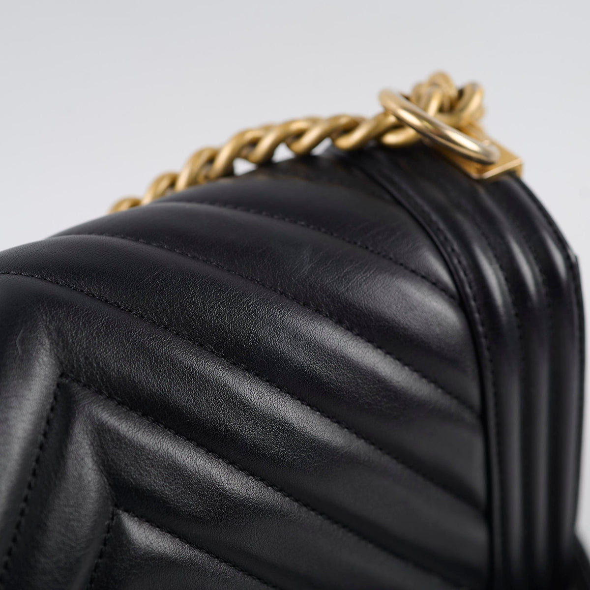 Chanel Old Medium Chevron Lambskin Series 25 - photo 4