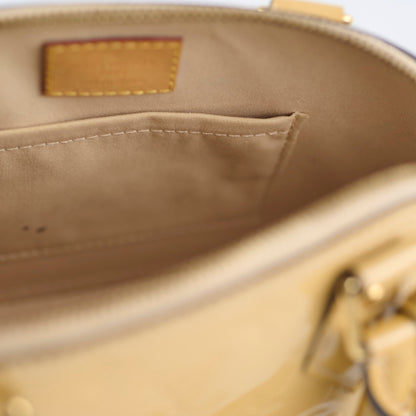 Louis Vuitton Alma BB Patent Beige - photo 7