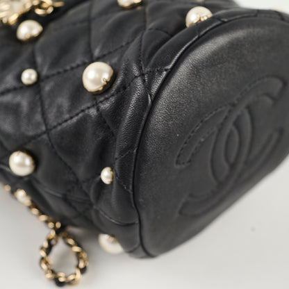 Chanel Mini About Pearls Bucket Bag - photo 7