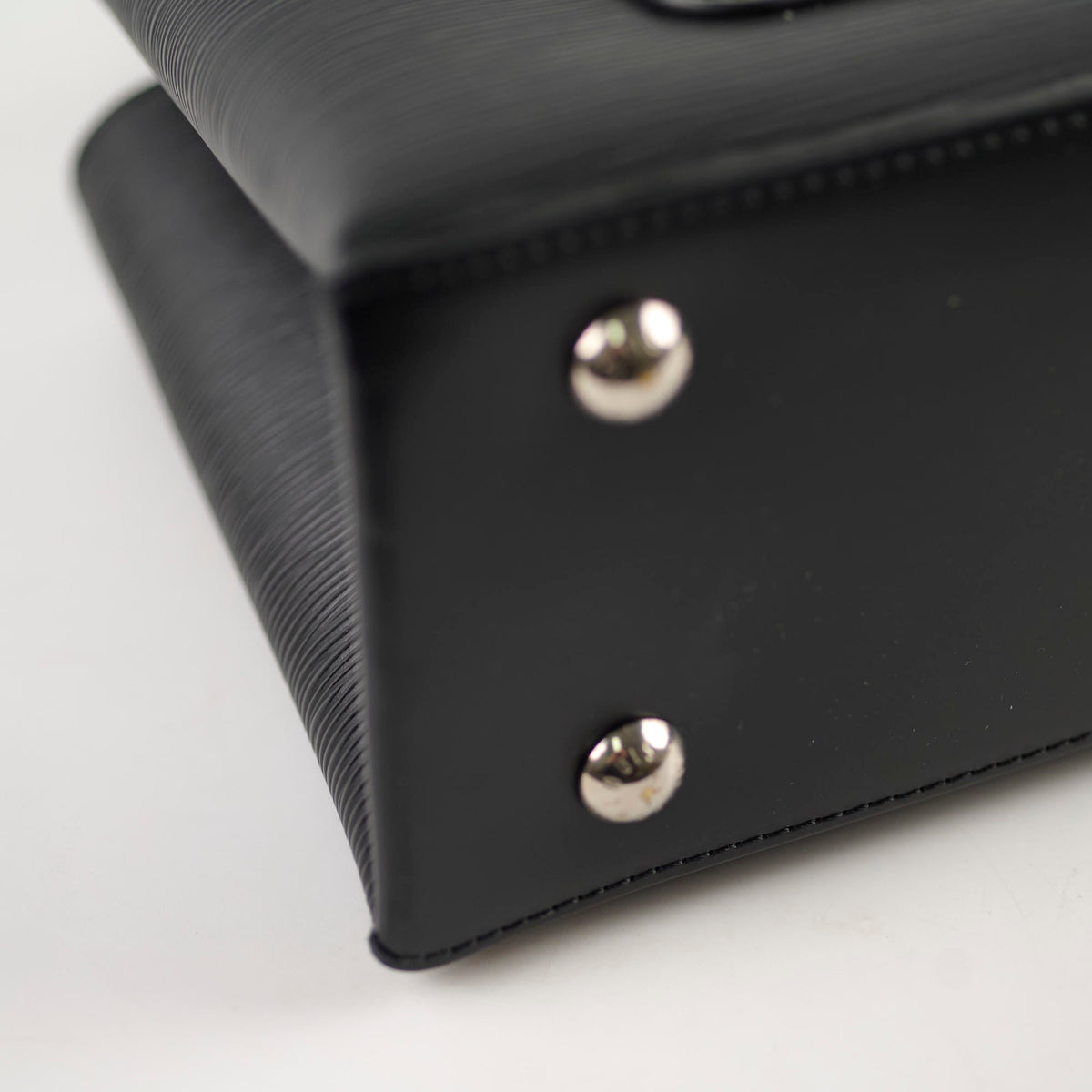 Louis Vuitton Black Epi Kleber PM Bag - photo 7