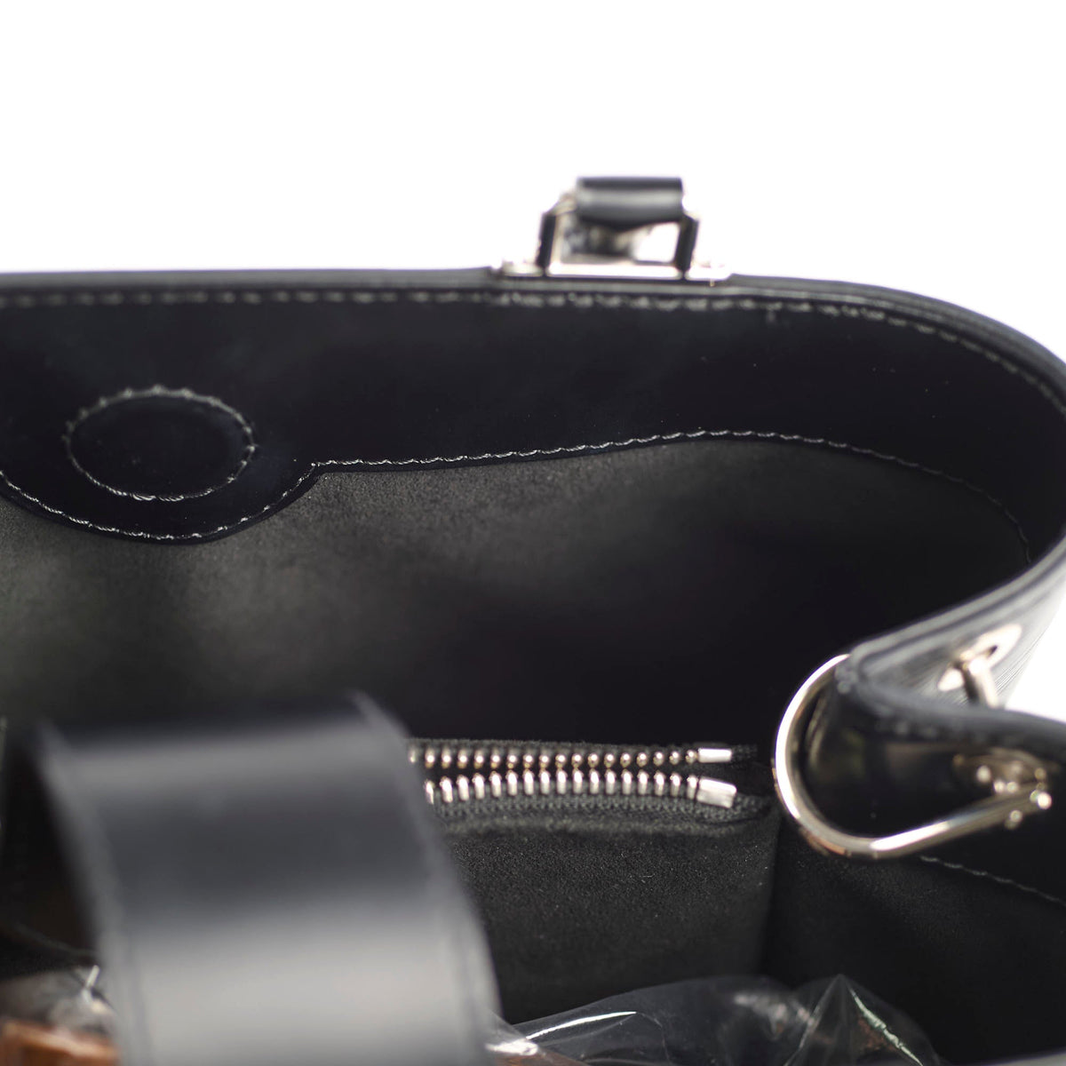 Louis Vuitton Black Epi Kleber PM Bag - photo 5