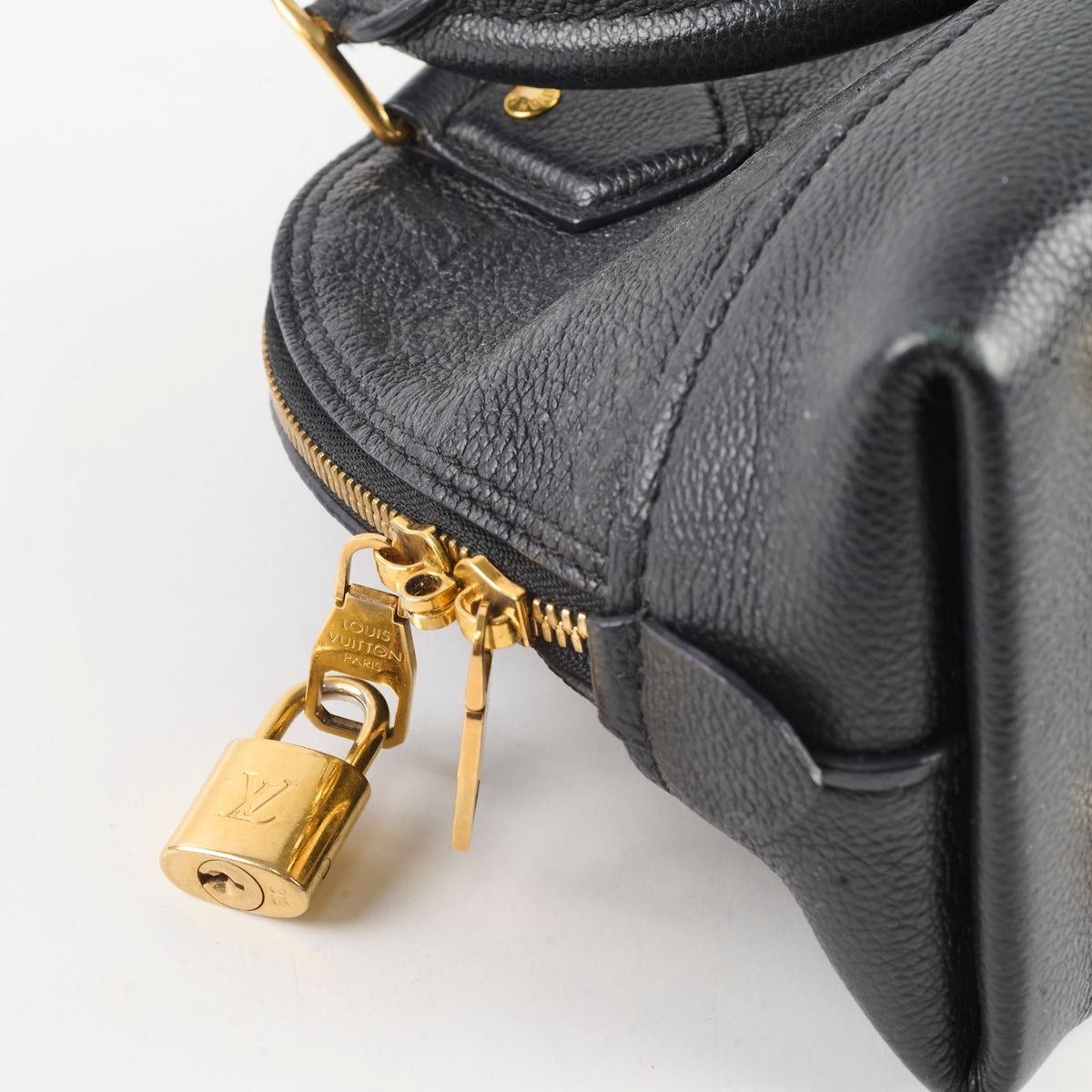 Louis Vuitton Neo Alma BB Empriente Black - photo 5