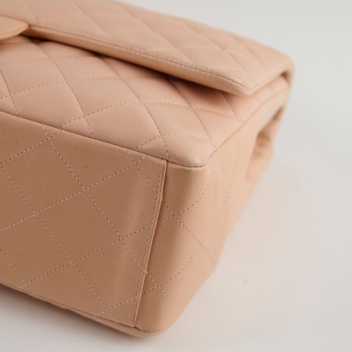 Chanel Maxi Flap Beige/Nude - photo 15