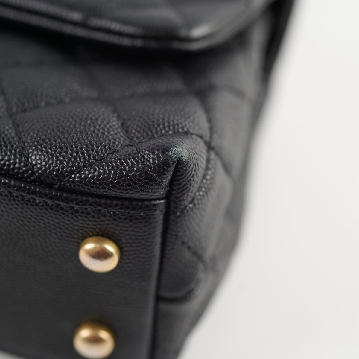 Chanel Small Coco Handle Caviar Black - photo 17