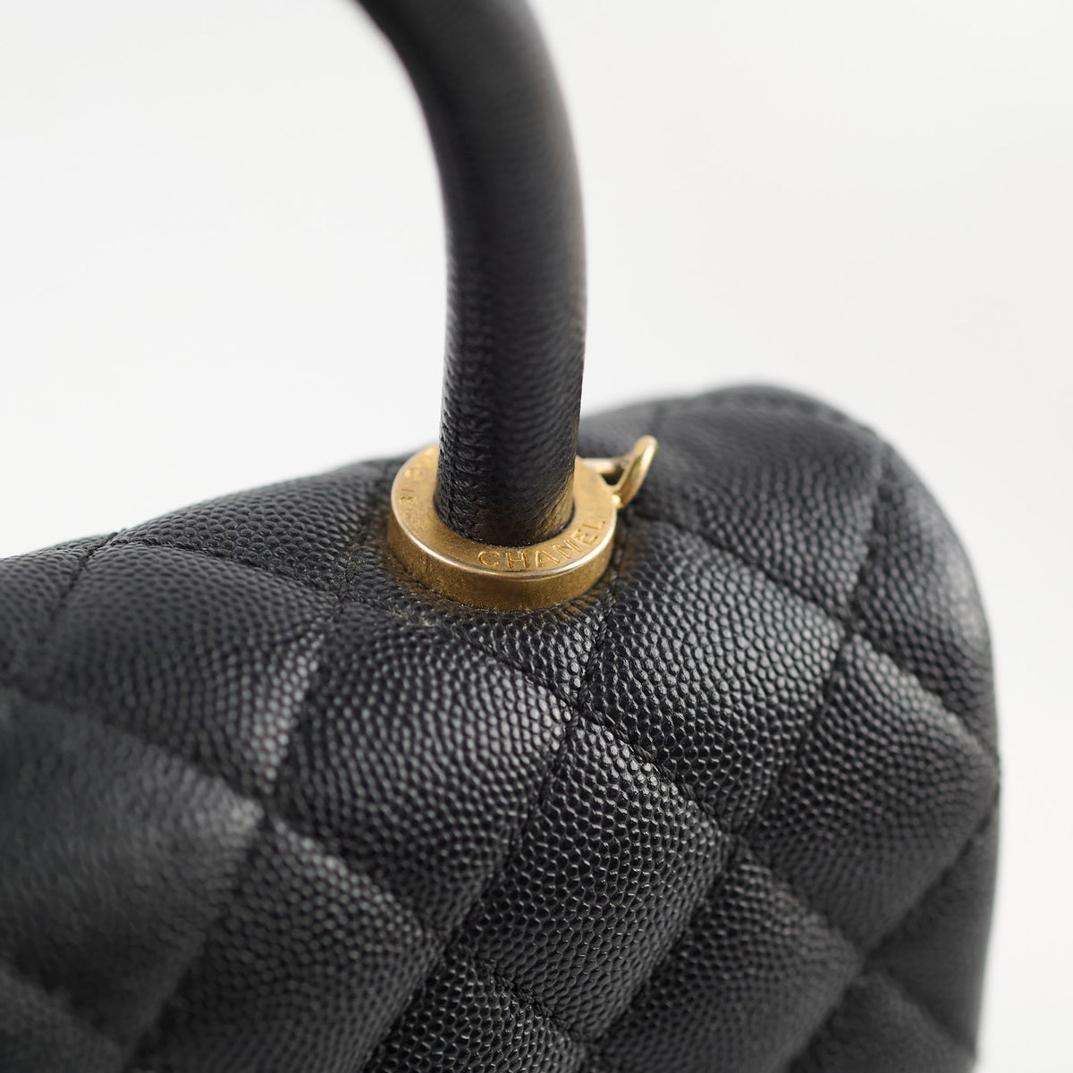 Chanel Small Coco Handle Caviar Black - photo 8