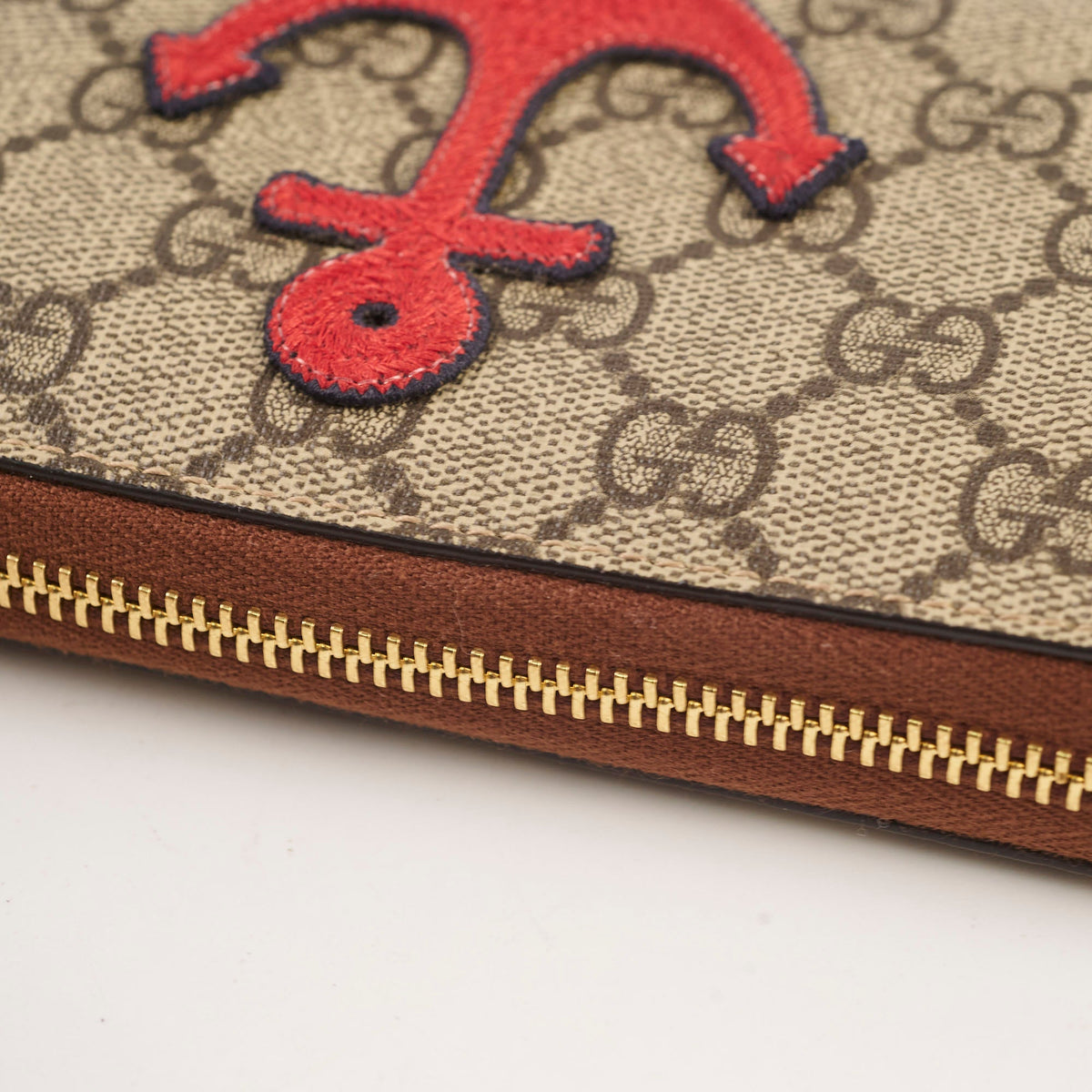 Gucci Anchor Canvas Wallet - photo 8