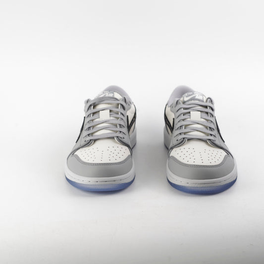 Dior x Air Jordan US Size 42 Retro Low Sneakers - photo 2