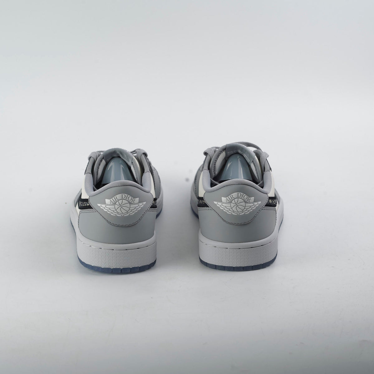 Dior x Air Jordan US Size 42 Retro Low Sneakers - photo 4