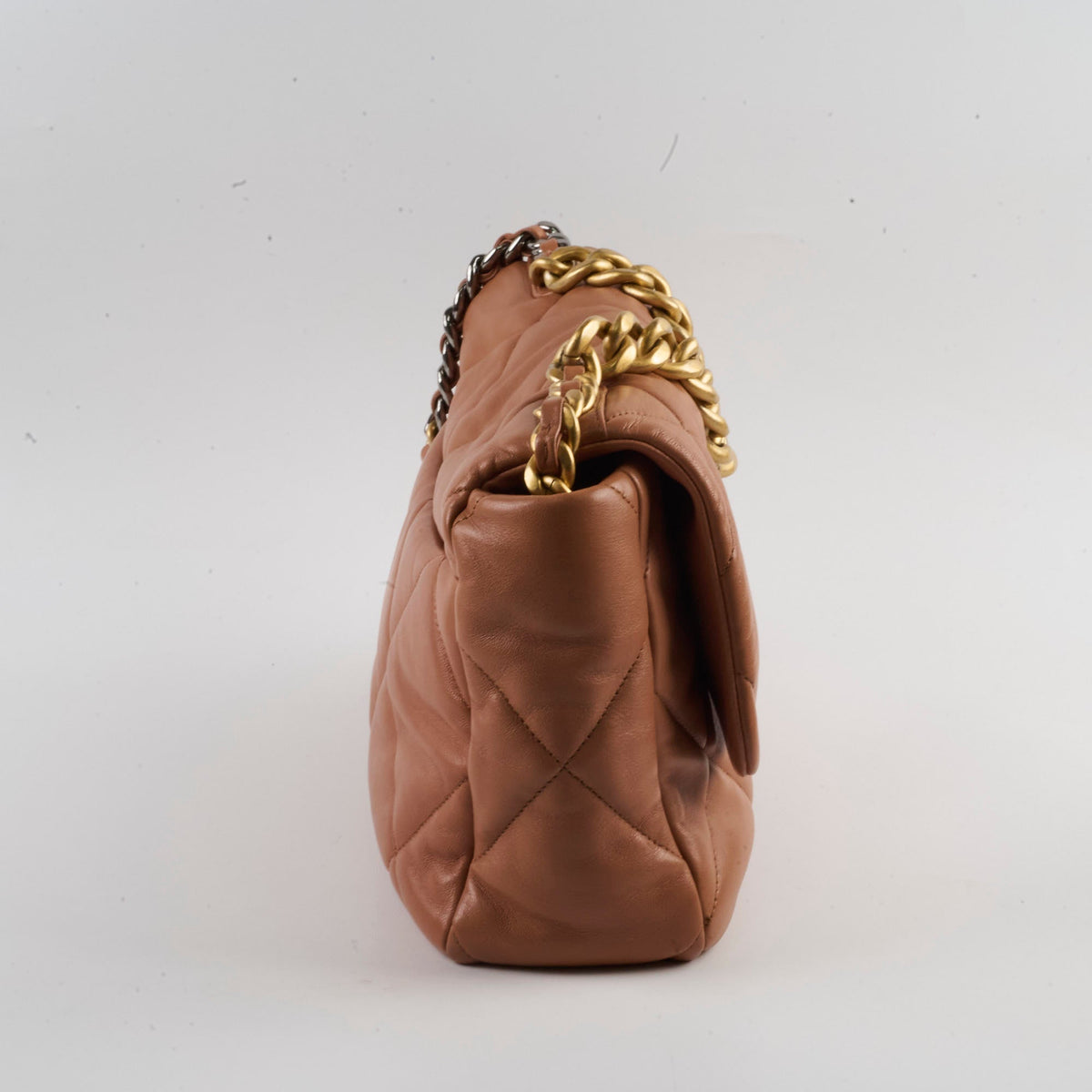 Chanel 19 Bag Medium Caramel Lambskin - photo 3