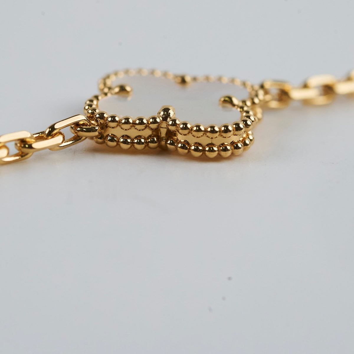 Van Cleef & Arpels Vintage 5 Motifs Alhambra Bracelet Mother of Pearl - photo 6