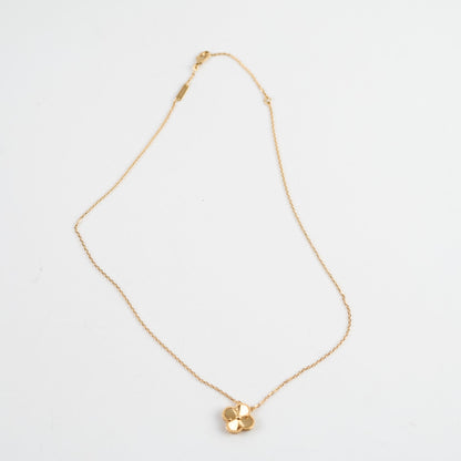Van Cleef & Arpels Vintage Alhambra Necklace Gold Guilloche 2022 - photo 3