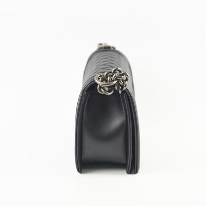 Chanel Old Medium Boy Black Microchipped - photo 3