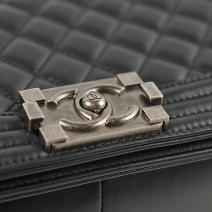 Chanel Old Medium Boy Black Microchipped - photo 11