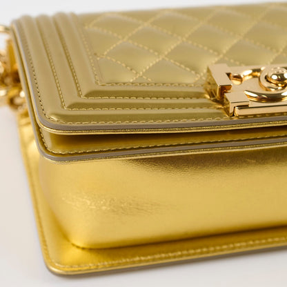 Chanel Small Boy Gold 19 Series - photo 11