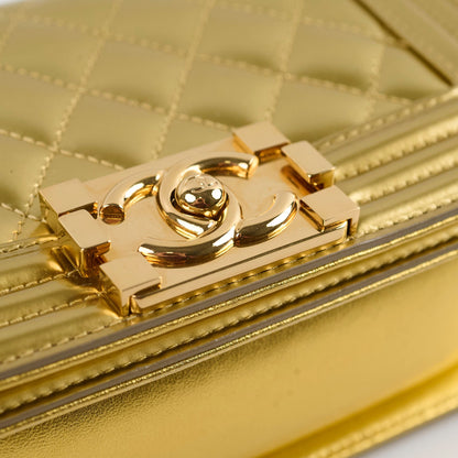 Chanel Small Boy Gold 19 Series - photo 14
