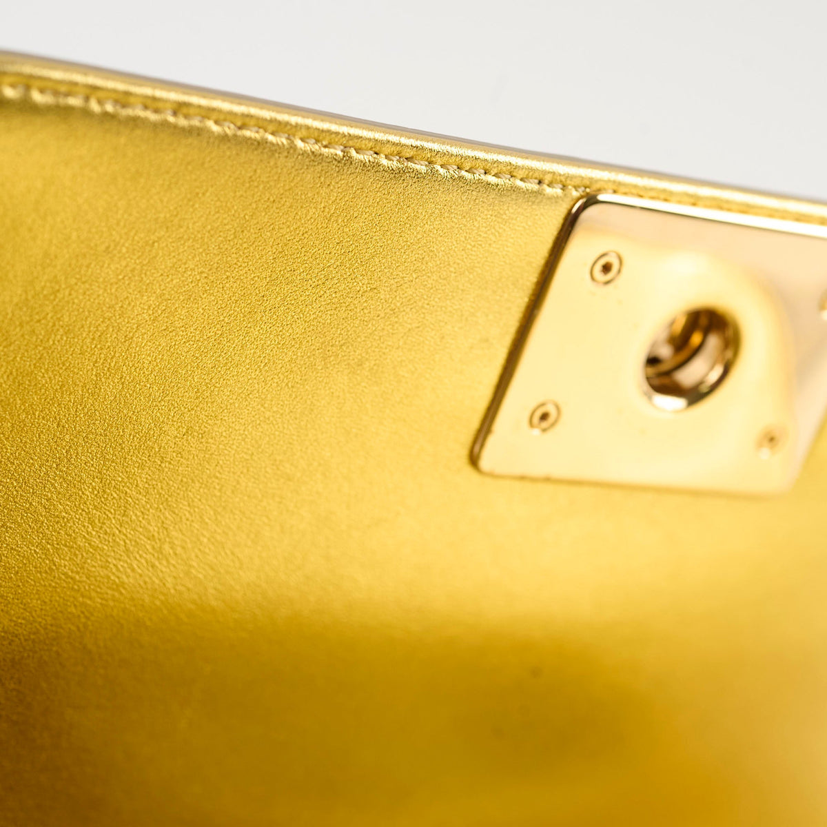 Chanel Small Boy Gold 19 Series - photo 8