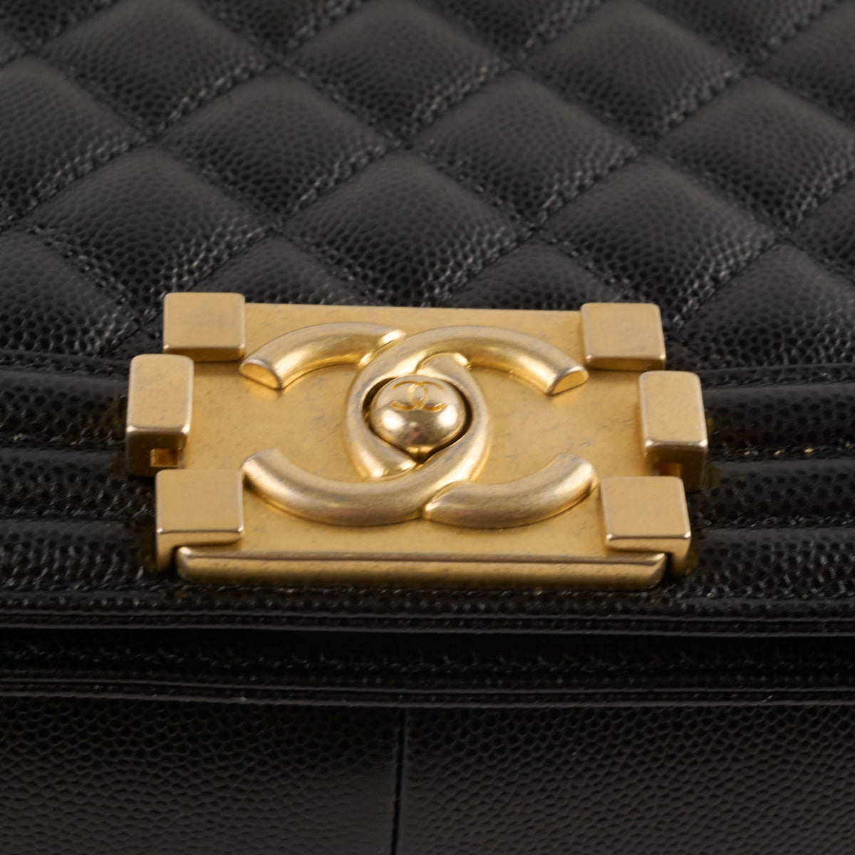 Chanel Caviar Old Medium Bag Black Series 28 - photo 18