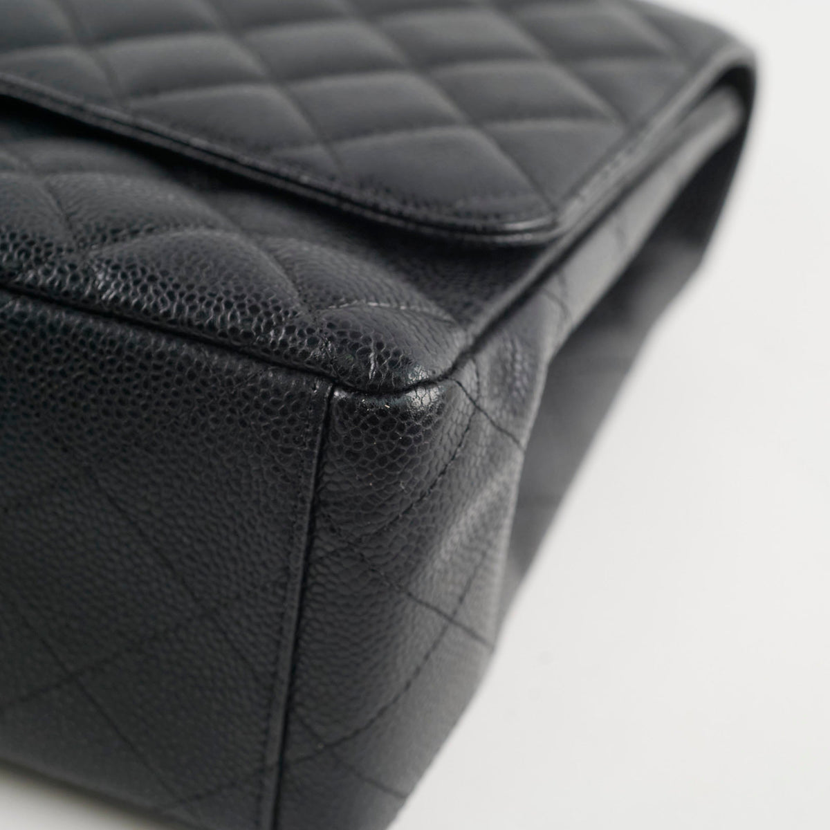 Chanel Caviar Maxi Single Flap Black Series 13 - photo 12