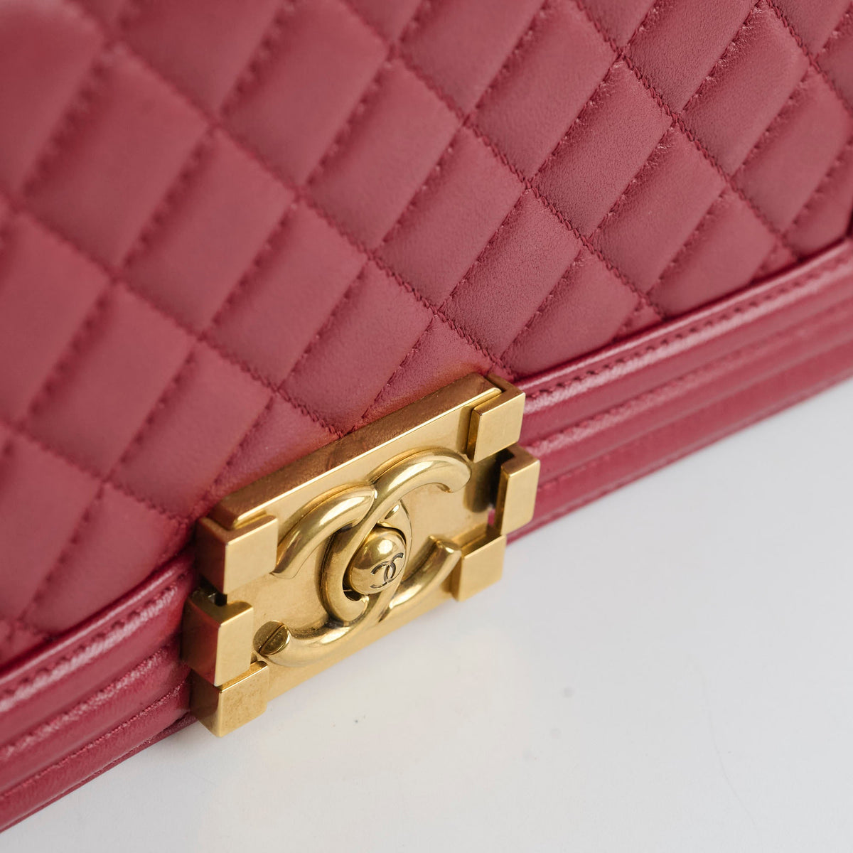 Chanel Old Medium Lambskin Red Series 19 - photo 16