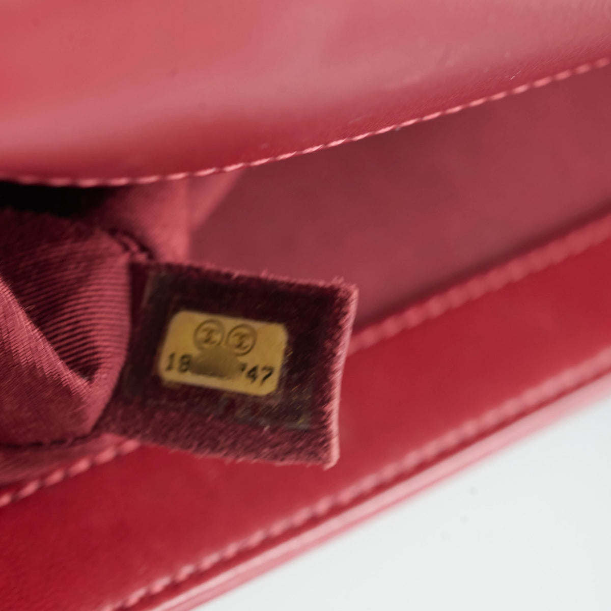 Chanel Old Medium Lambskin Red Series 19 - photo 9