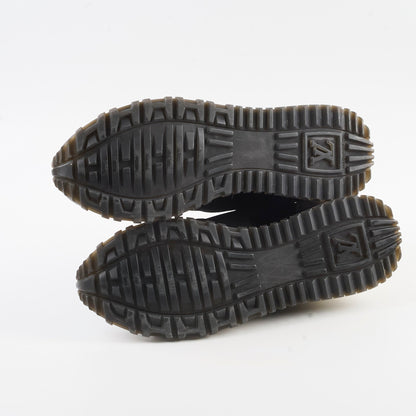 Louis Vuitton Run Away Sneaker Size 37 - photo 4