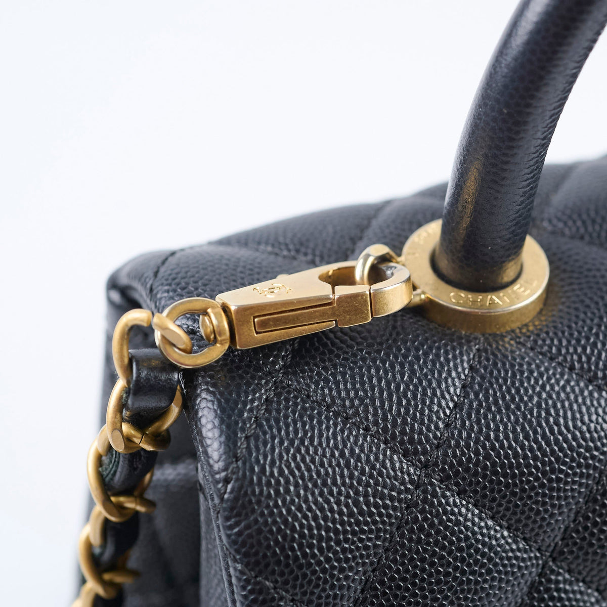 Chanel Medium Coco Handle Black Caviar - photo 12