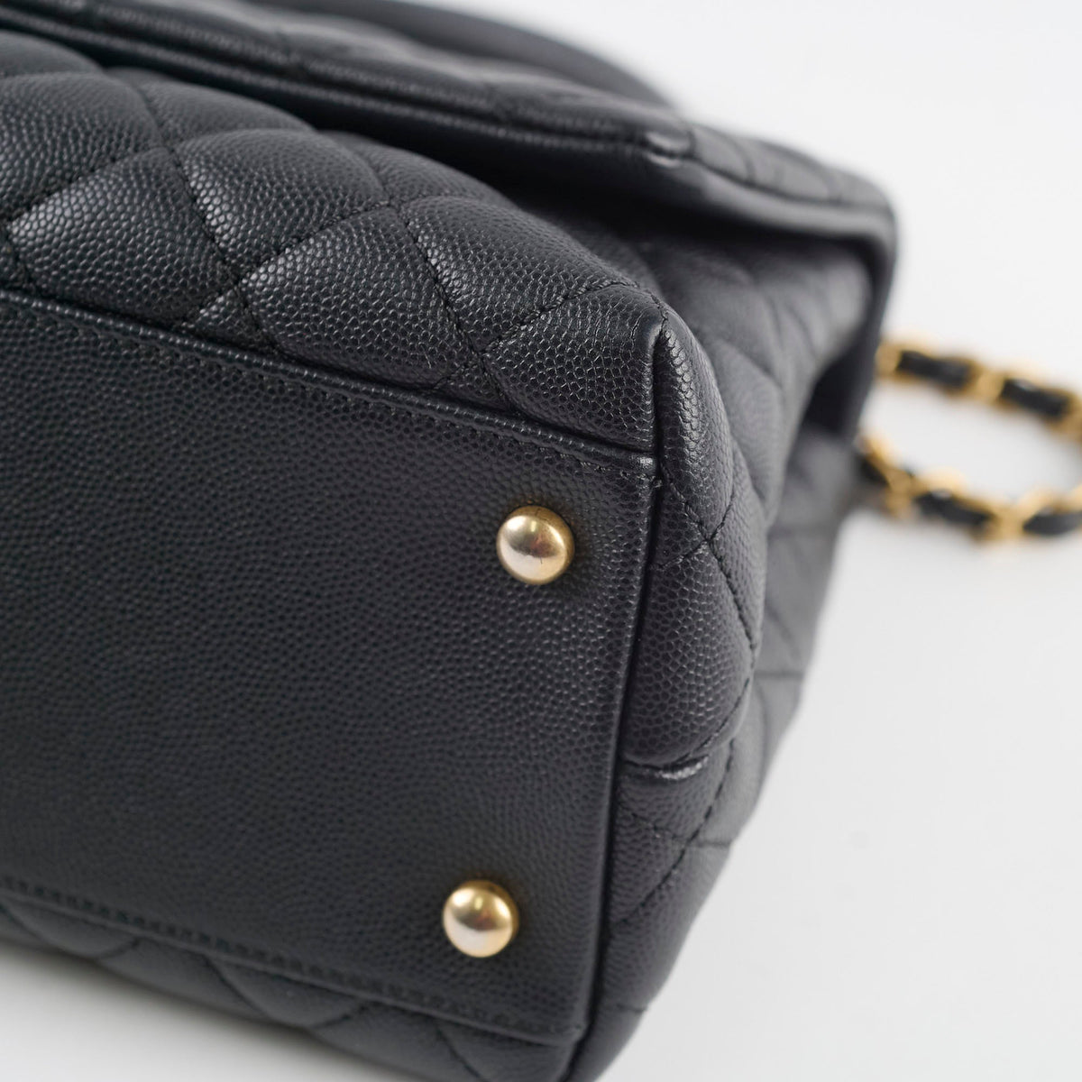 Chanel Medium Coco Handle Black Caviar - photo 16