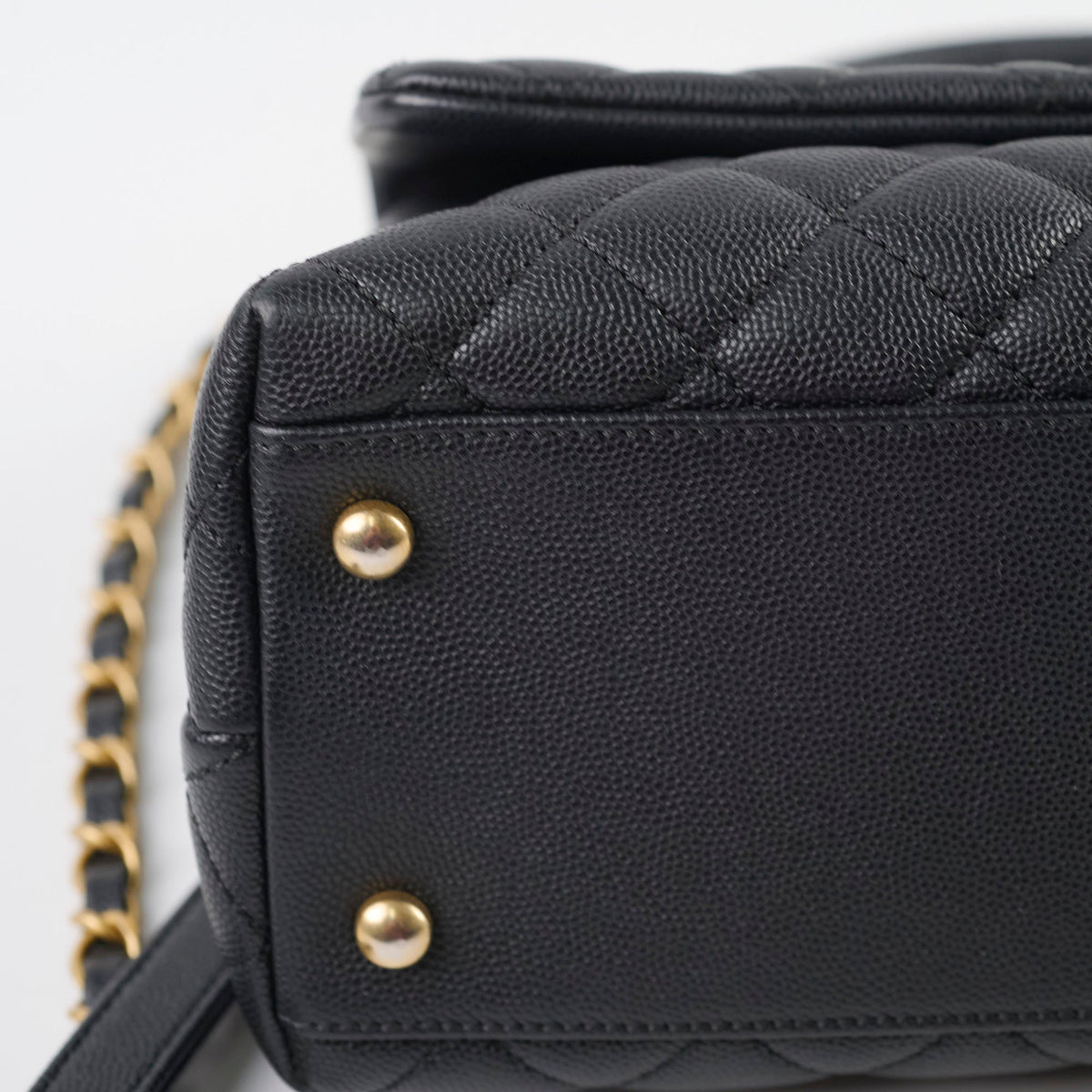 Chanel Medium Coco Handle Black Caviar - photo 14