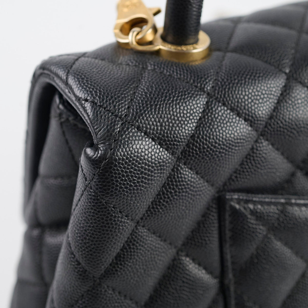 Chanel Medium Coco Handle Black Caviar - photo 10