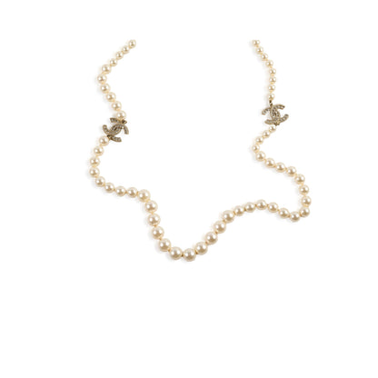 Chanel CC Logo Pearl Necklace - photo 1