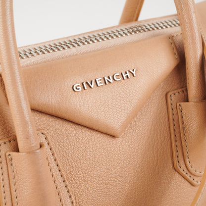 Givenchy Small Antigona Beige - photo 6