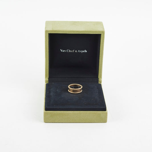 Van Cleef & Arpels Yellow Gold Perlée Signature Ring 53 - photo 2
