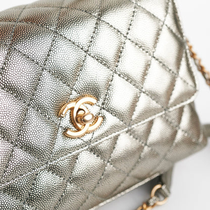 Chanel Small Coco Handle Metallic Silver 28 Series - photo 18