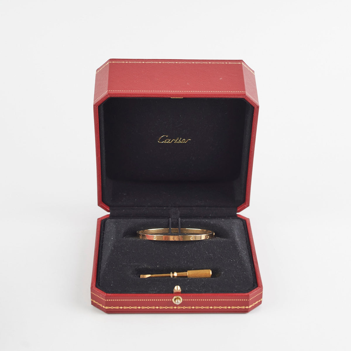 Cartier Love Yellow Gold Bracelet Size 16 - photo 2