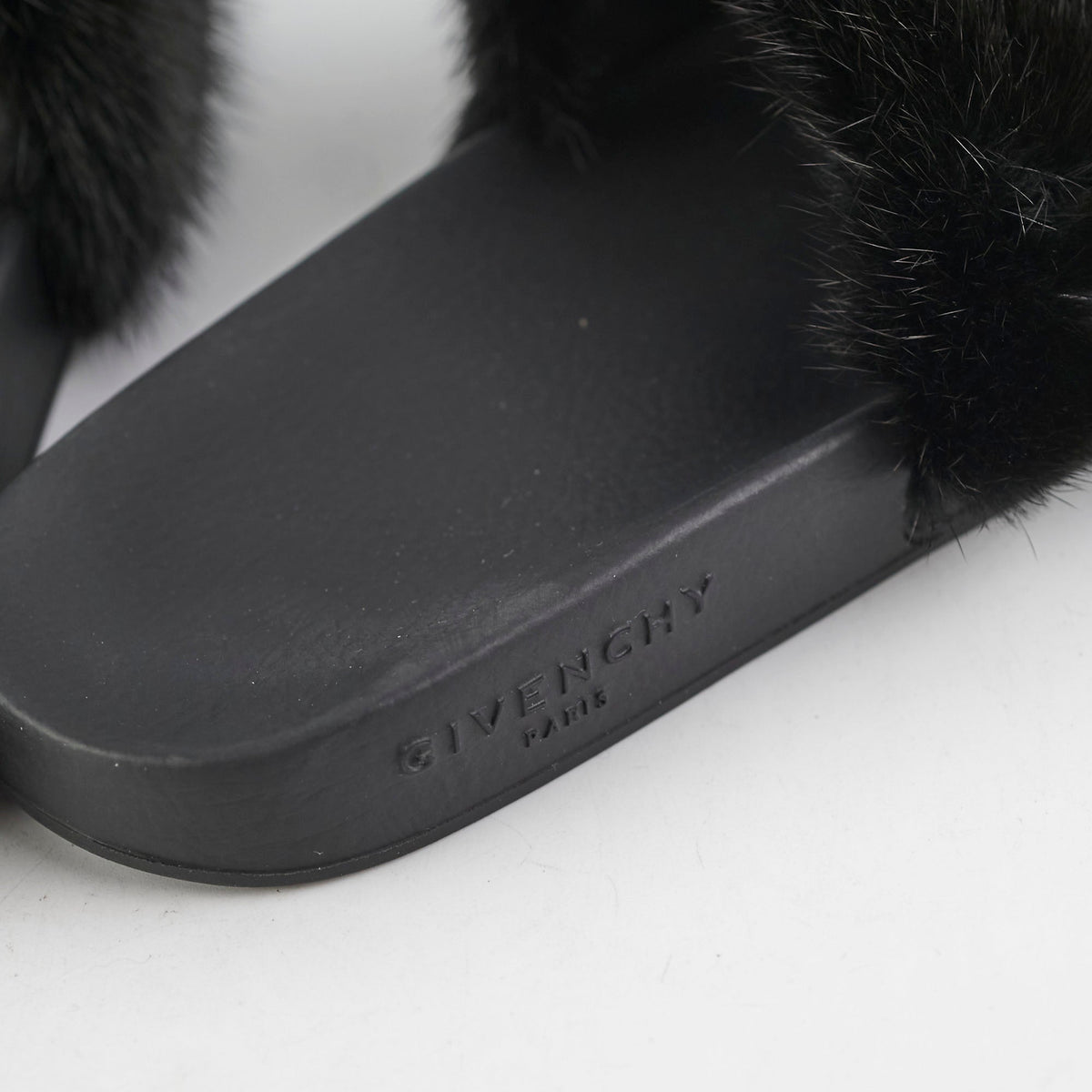 Givenchy Black Fur Slides Size 36 - photo 5