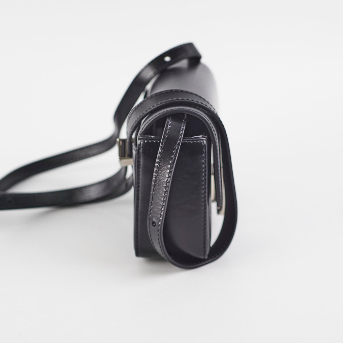 Givenchy Small 4G Black Calfskin - photo 3