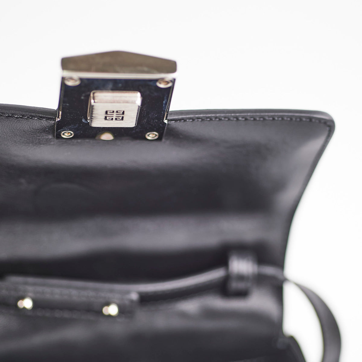 Givenchy Small 4G Lambskin Black - photo 7