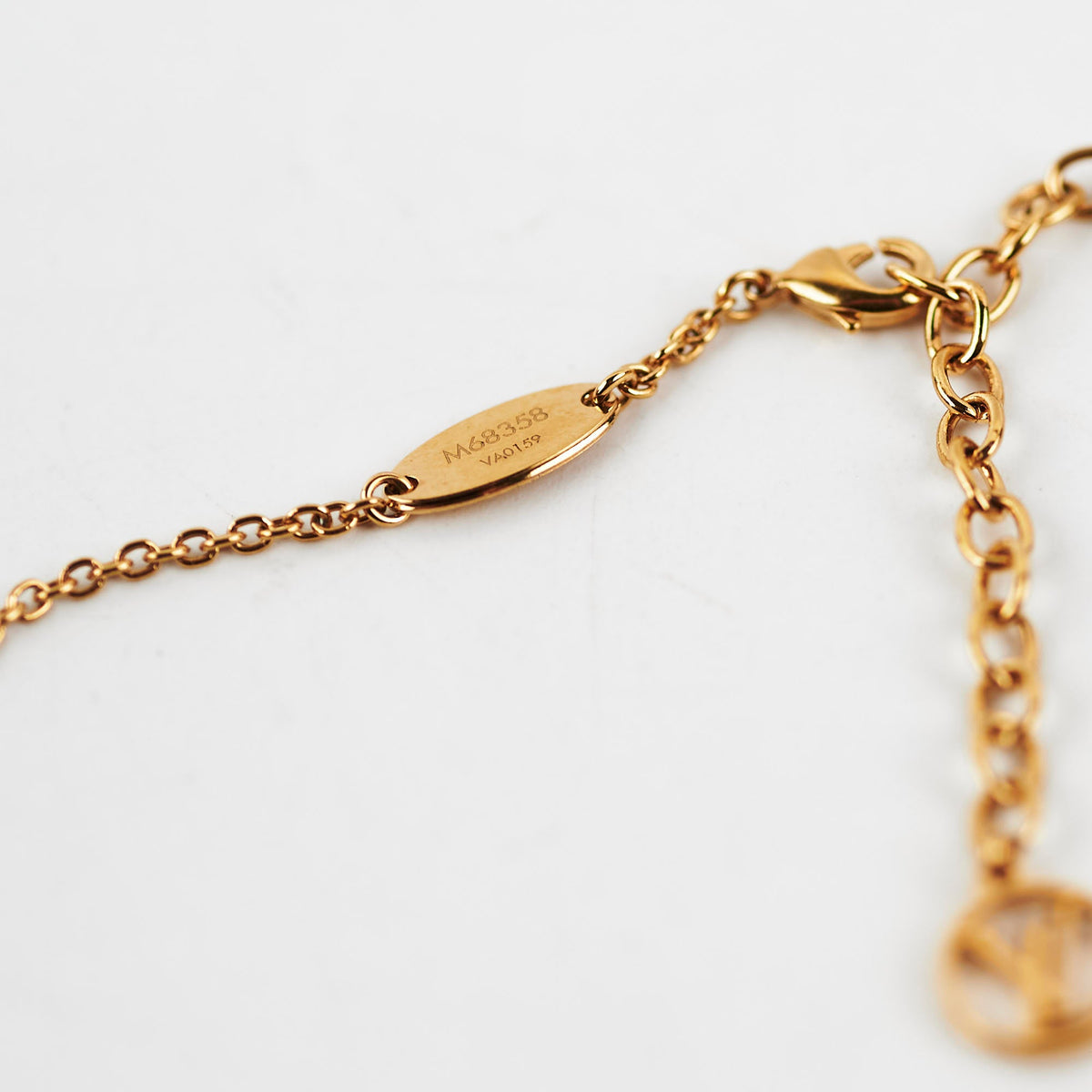 Louis Vuitton Necklace Pearls - photo 5