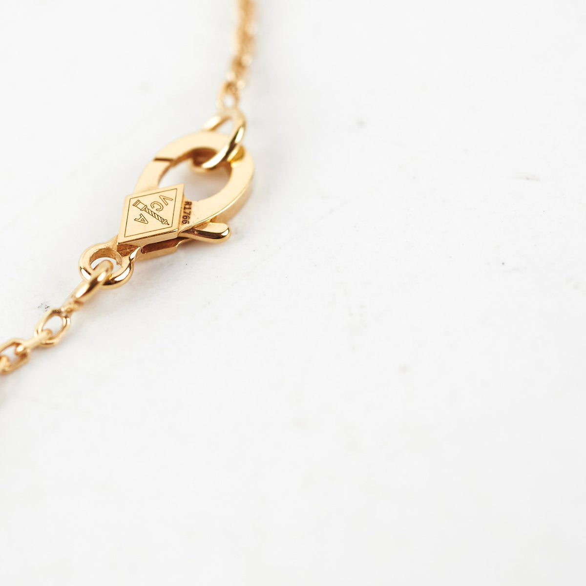 Van Cleef and Arpels Vintage Onyx Necklace - photo 4