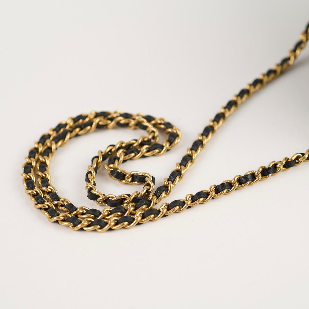 Chanel Vanity with Mirror Crossbody Black Microchipped - photo 11