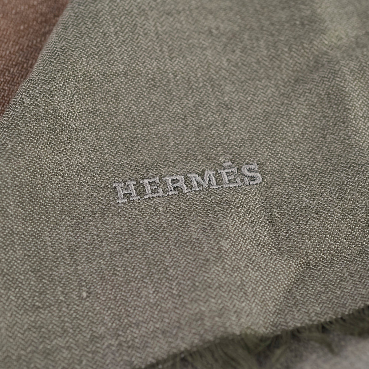 Hermes Grey Shawl 120cm - photo 14